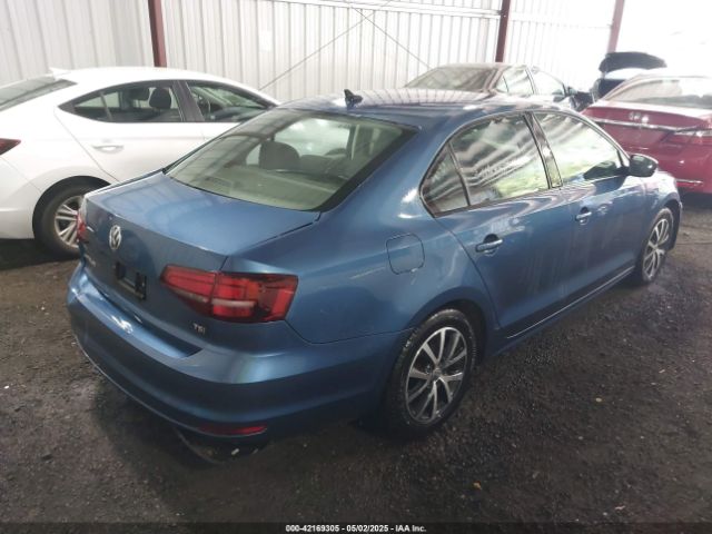 3VWD67AJ2GM268990 Volkswagen Jetta 1.4t Se