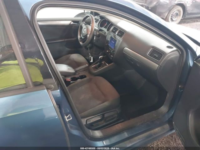 3VWD67AJ2GM268990 Volkswagen Jetta 1.4t Se