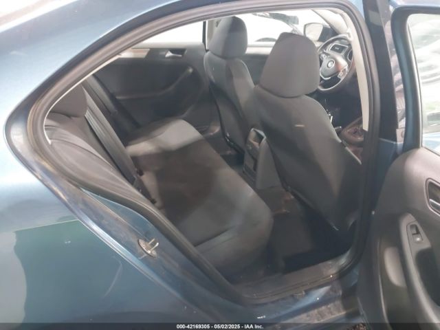 3VWD67AJ2GM268990 Volkswagen Jetta 1.4t Se