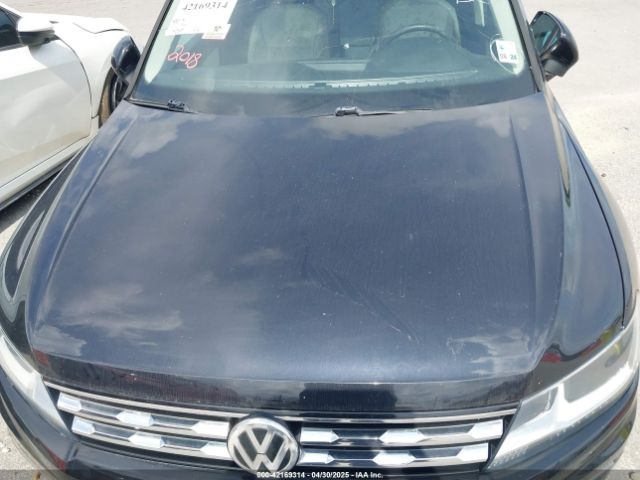 3VV3B7AX2JM049650 Volkswagen Tiguan 2.0t Se/2.0t Sel