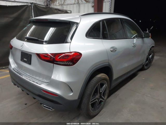 2023 MERCEDES-BENZ GLA 250 W1N4N4GBXPJ519944 Photo 3