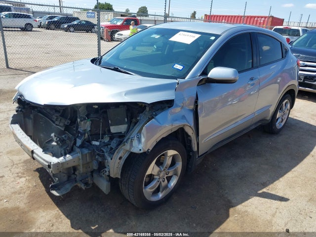 3CZRU5H38JM715463 Honda HR-V LX