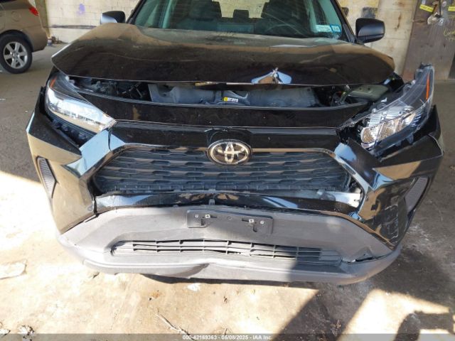 2T3F1RFV2MC250809 Toyota RAV4 LE