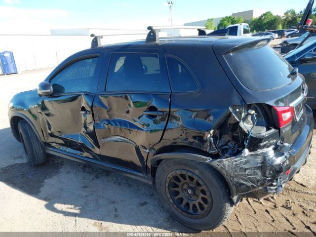 JA4AR3AU1JZ026787 Mitsubishi Outlander Sport 2.0 Es