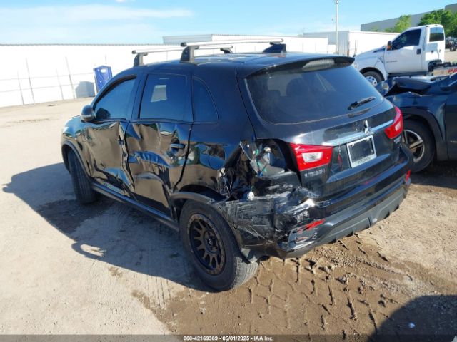 JA4AR3AU1JZ026787 Mitsubishi Outlander Sport 2.0 Es