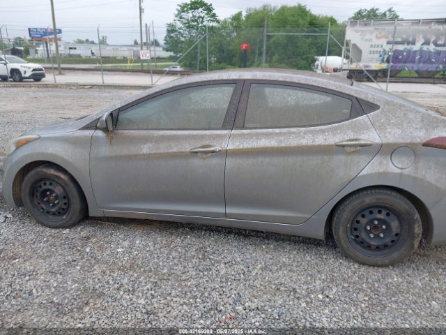 KMHDH4AE3GU523605 Hyundai ELANTRA SE