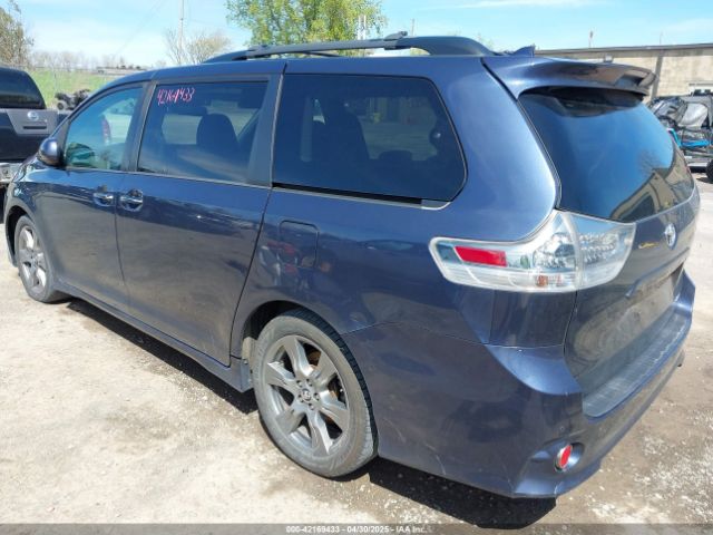 5TDXZ3DC7KS987688 Toyota Sienna Se Premium 8 Passenger