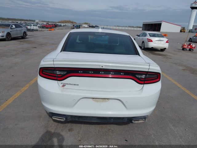 2C3CDXJG4JH120083 Dodge Charger Gt Awd