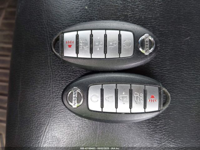 5N1AR2MM1GC601280 Nissan Pathfinder Platinum