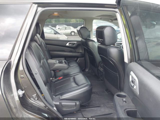 5N1AR2MM1GC601280 Nissan Pathfinder Platinum