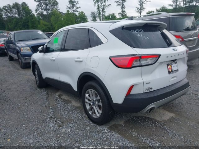 1FMCU9G63LUB83032 Ford ESCAPE SE