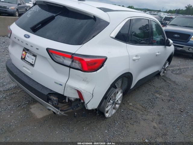 1FMCU9G63LUB83032 Ford ESCAPE SE