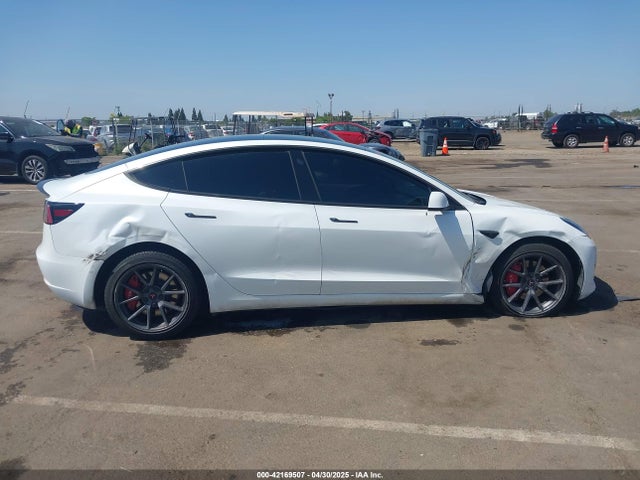 Tesla Model 3 Performance Dual Motor All-wheel Drive 2020 5YJ3E1EC2LF601990 Image 13
