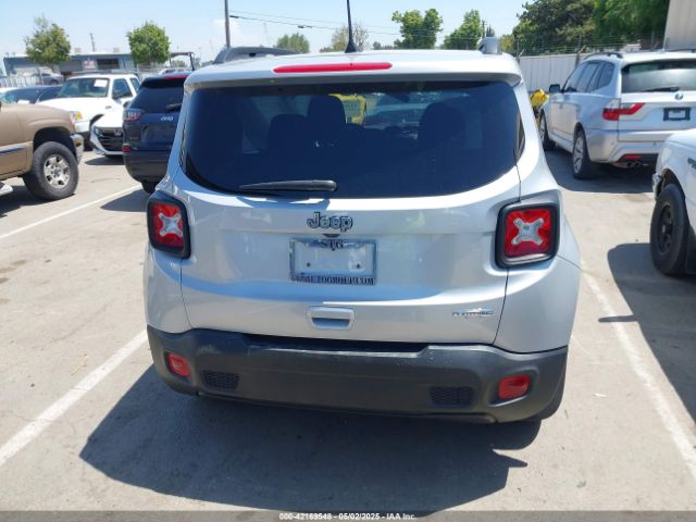 ZACNJCBB8MPN10712 Jeep Renegade Latitude Fwd