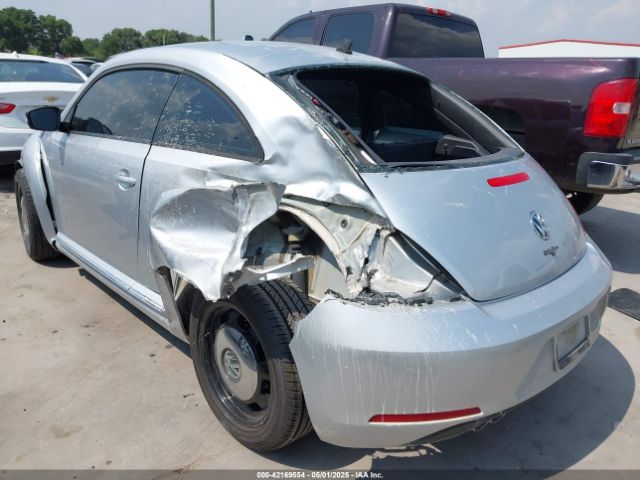 2013 VOLKSWAGEN BEETLE 3VWJX7AT7DM673319 Photo 2