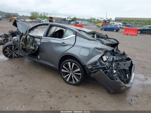 1N4BL4CWXMN371043 Nissan Altima Sr Intelligent Awd