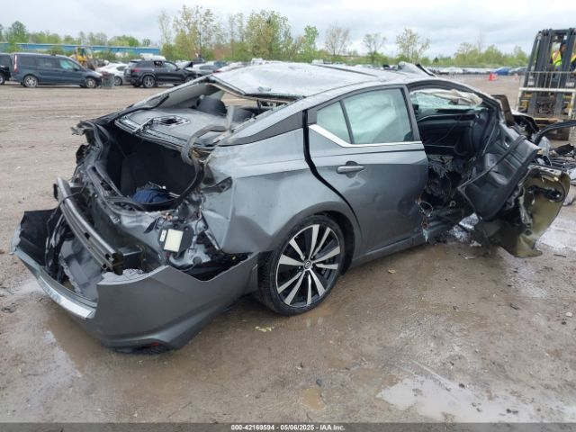 1N4BL4CWXMN371043 Nissan Altima Sr Intelligent Awd