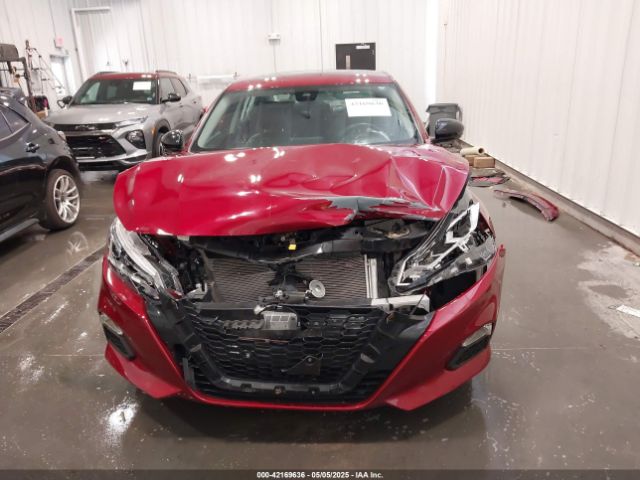 1N4BL4CW2MN417528 Nissan Altima Sr Intelligent Awd