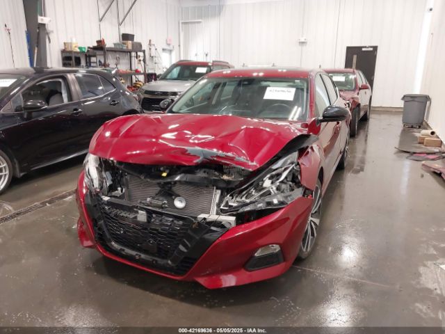 1N4BL4CW2MN417528 Nissan Altima Sr Intelligent Awd