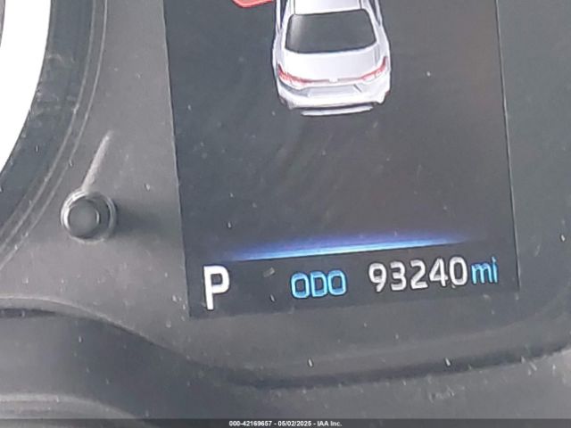 5YFEPMAE6NP272293 Toyota COROLLA LE