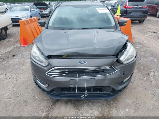 1FADP3N27GL372300 Ford Focus Titanium