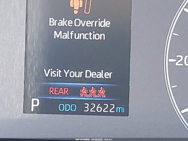5YFB4MDE2PP052532 Toyota COROLLA LE