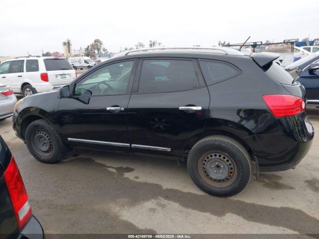JN8AS5MT9FW673279 Nissan Rogue Select S
