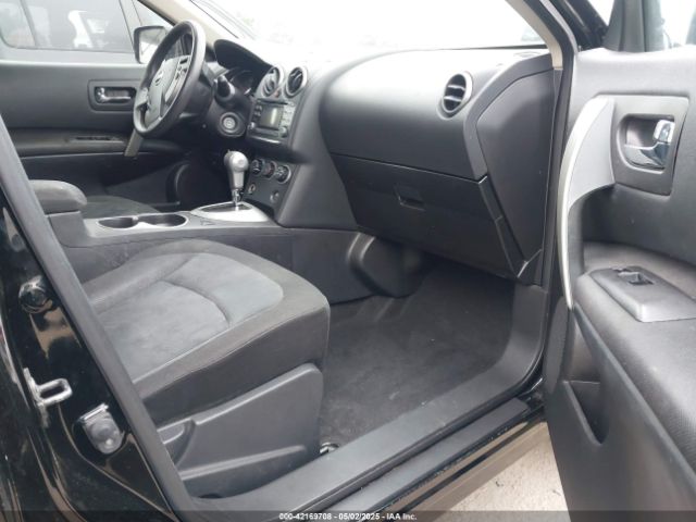 JN8AS5MT9FW673279 Nissan Rogue Select S