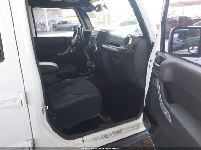 2015 JEEP WRANGLER UNLIMITED 1C4BJWFG9FL744927 Photo 4