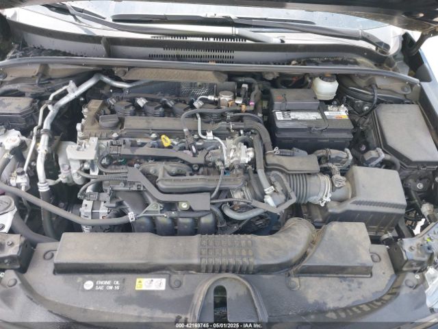 JTND4RBE1L3088154 Toyota COROLLA SE