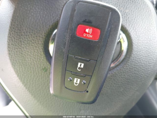 JTND4RBE1L3088154 Toyota COROLLA SE
