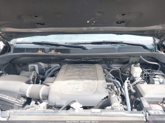 5TFDW5F1XKX799650 Toyota Tundra Sr5 5.7l V8