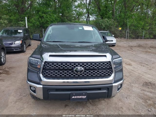 5TFDW5F1XKX799650 Toyota Tundra Sr5 5.7l V8