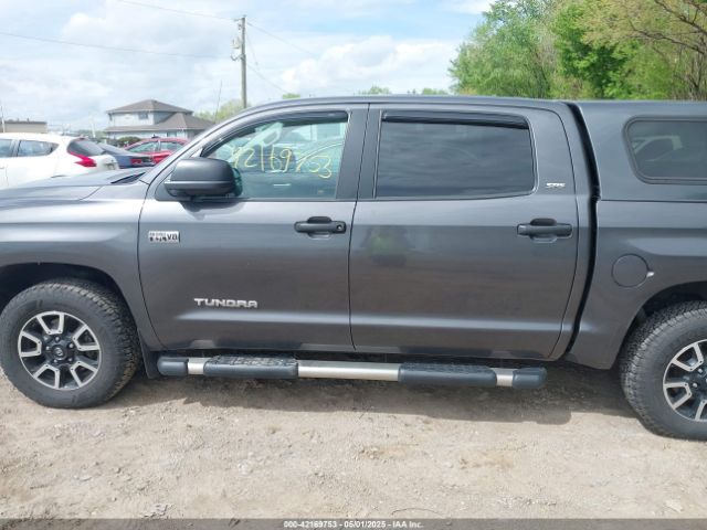 5TFDW5F1XKX799650 Toyota Tundra Sr5 5.7l V8
