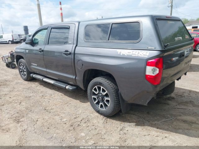 5TFDW5F1XKX799650 Toyota Tundra Sr5 5.7l V8