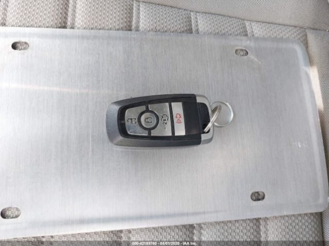 3FA6P0H75JR176394 Ford FUSION SE