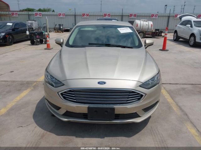 3FA6P0H75JR176394 Ford FUSION SE