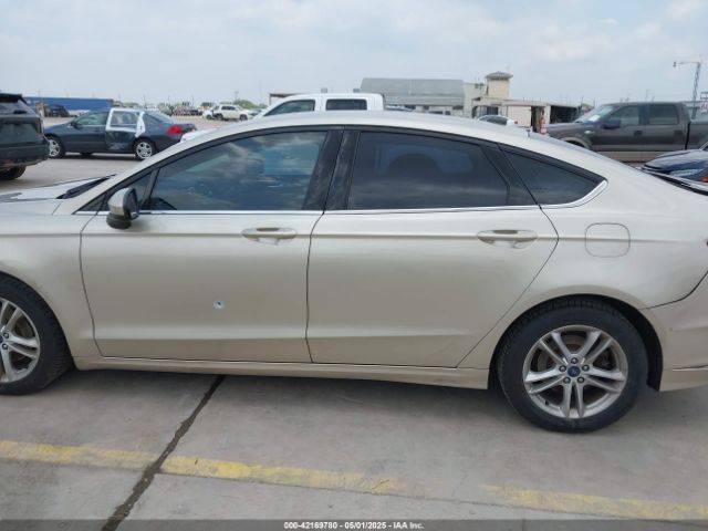 3FA6P0H75JR176394 Ford FUSION SE