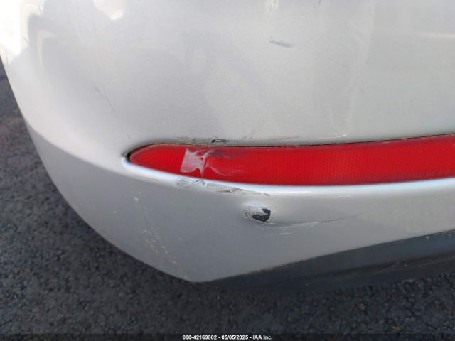 5NPDH4AE5EH490019 Hyundai ELANTRA SE