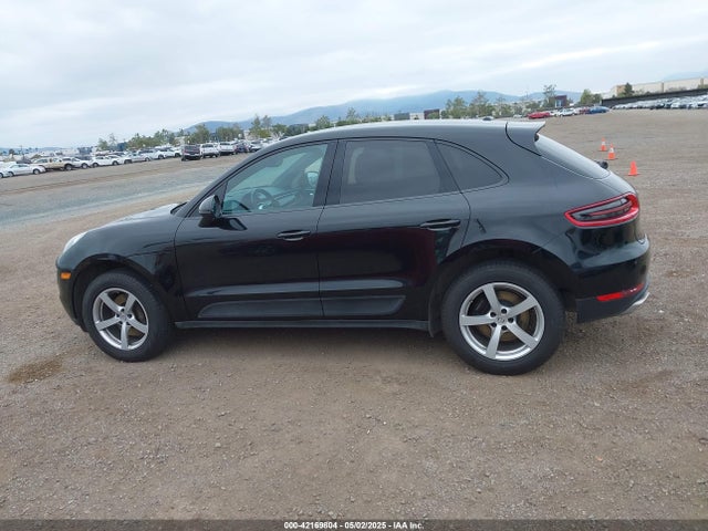 Porsche Macan 2017 WP1AA2A58HLB82465 Image 14