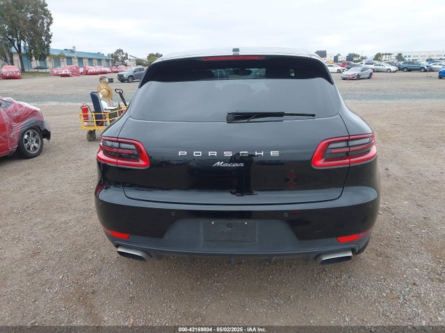 Porsche Macan 2017 WP1AA2A58HLB82465 Image 16