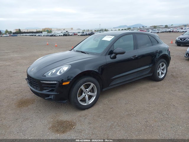 Porsche Macan 2017 WP1AA2A58HLB82465 Image 2