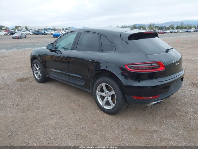Porsche Macan 2017 WP1AA2A58HLB82465 Image 3