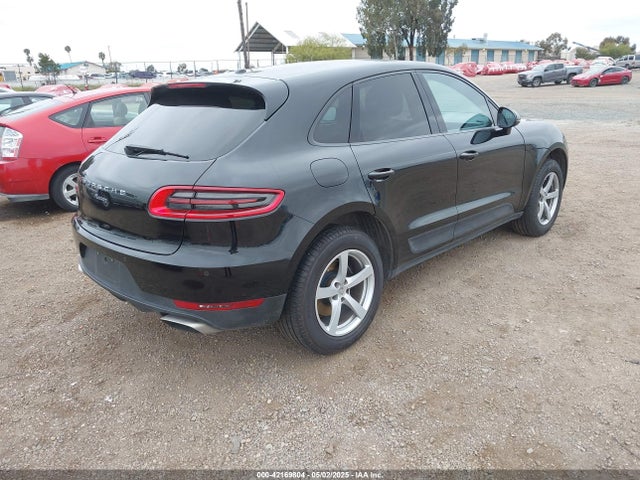 Porsche Macan 2017 WP1AA2A58HLB82465 Image 4