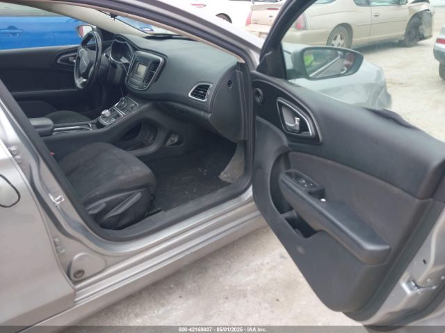 2015 CHRYSLER 200 1C3CCCAB9FN682690 Photo 4