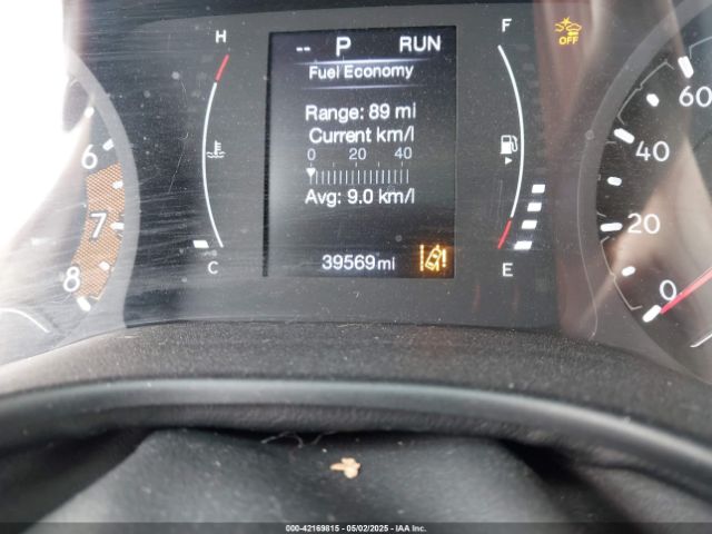 3C4NJDBB5NT103207 Jeep Compass Latitude 4x4