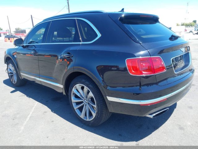 2017 BENTLEY BENTAYGA SJAAC2ZV7HC015838 Photo 2
