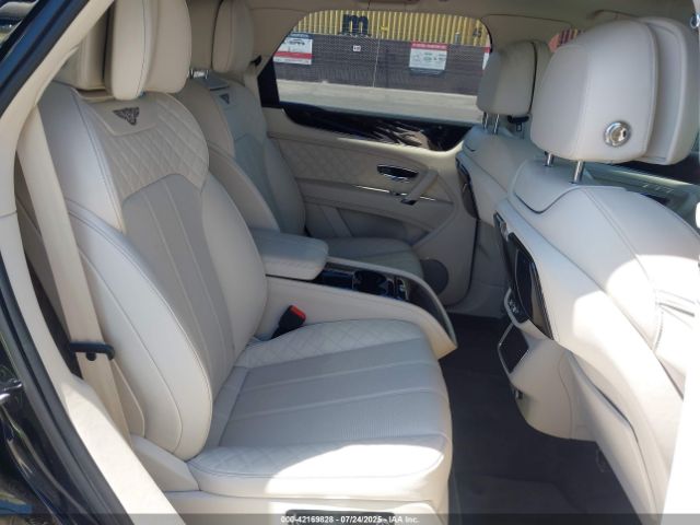 2017 BENTLEY BENTAYGA SJAAC2ZV7HC015838 Photo 7
