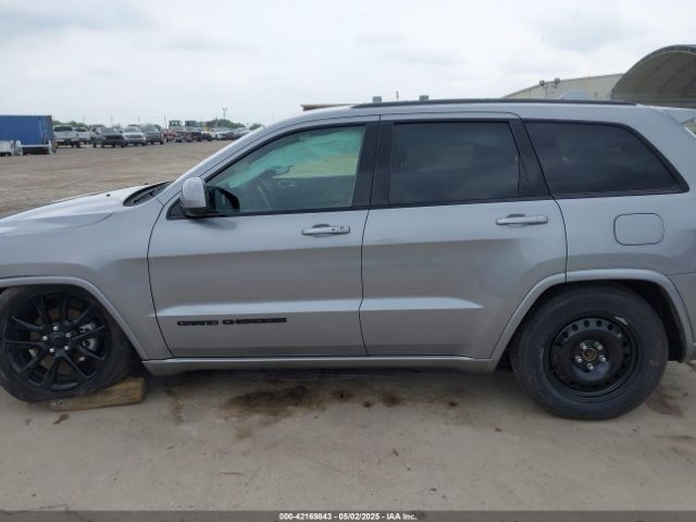 1C4RJEAG3KC672617 Jeep Grand Cherokee Altitude 4x2
