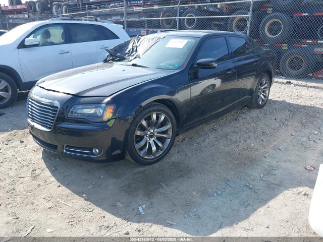 Chrysler 300 2014 2C3CCABG8EH355297 Image 2